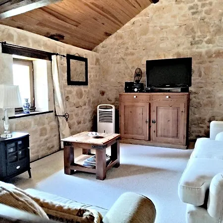 펜션 Les Roses Tremieres *