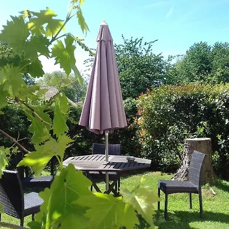 Les Roses Tremieres Ferienhaus *